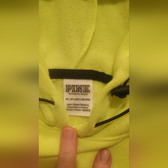 STUNNING VS PINK NEON YELLOW KNIT CROP HOODIE WITH BUNGEE CORDS - Picture 7 of 13